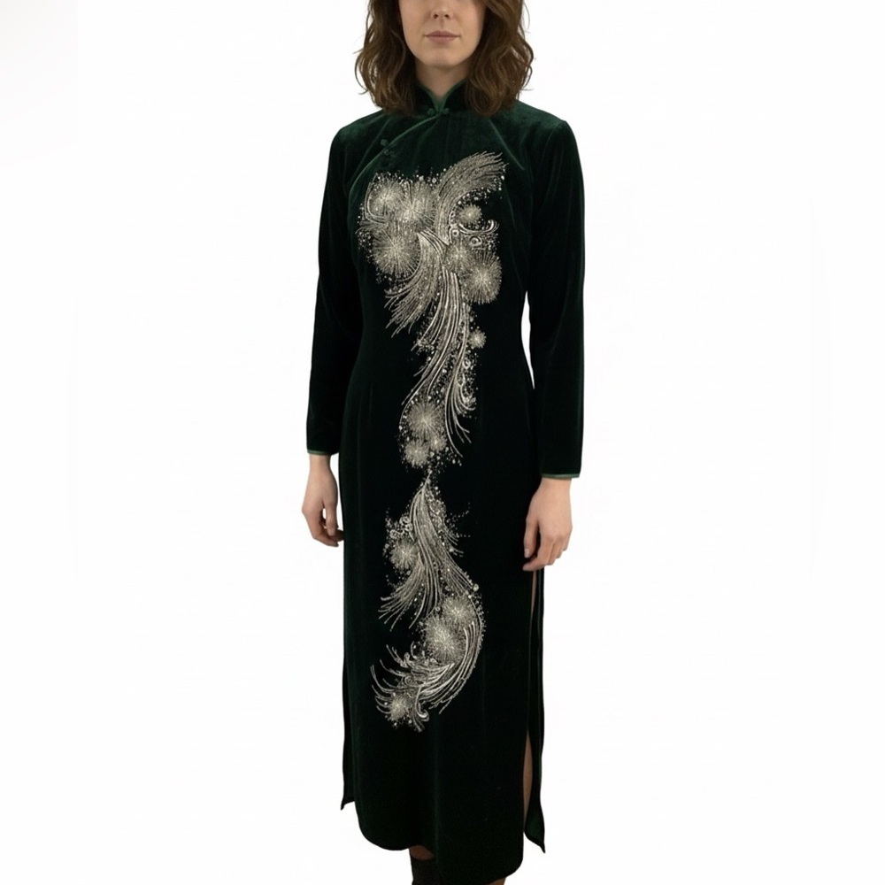 Luxurious Velvet 90s Tunic with Intricate Silver Design